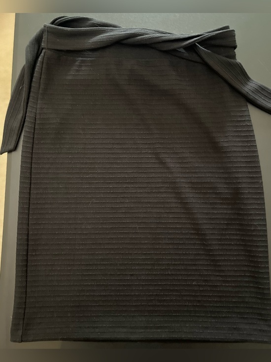 LOFT Dresses & Skirts - LOFT Black Ribbed Wrap Skirt